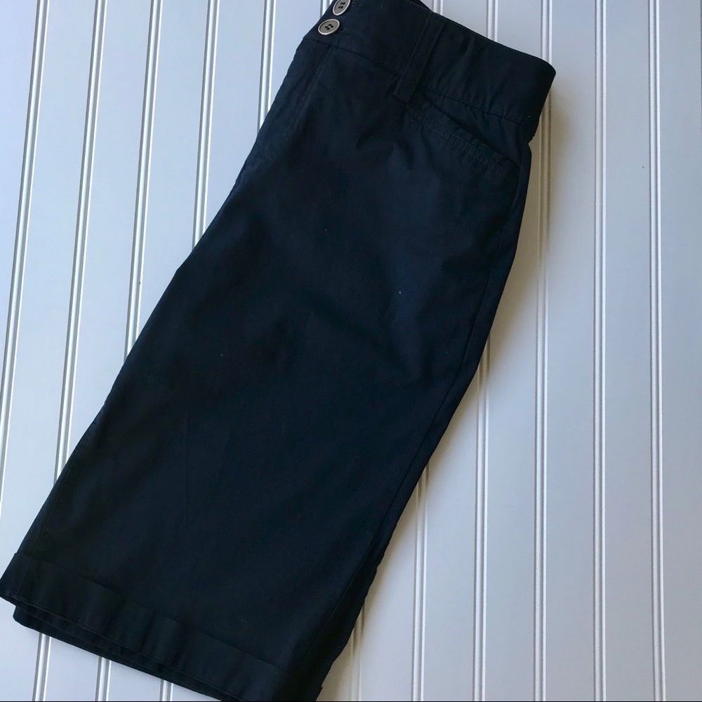 Christopher & Banks Navy Bermuda shorts - Picture 7 of 8